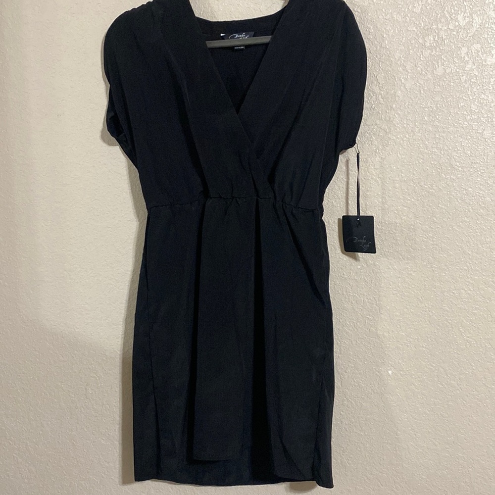 Black Dress ruffled short sleeve elastic waist new size medium